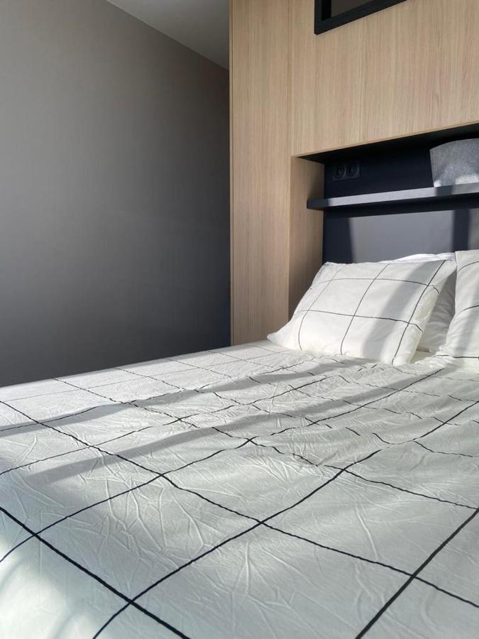 Le Cali, P2 Cabine Dans Une Residence Avec Piscine, Vue Mer Et Parking Prive La Grande-Motte Eksteriør billede