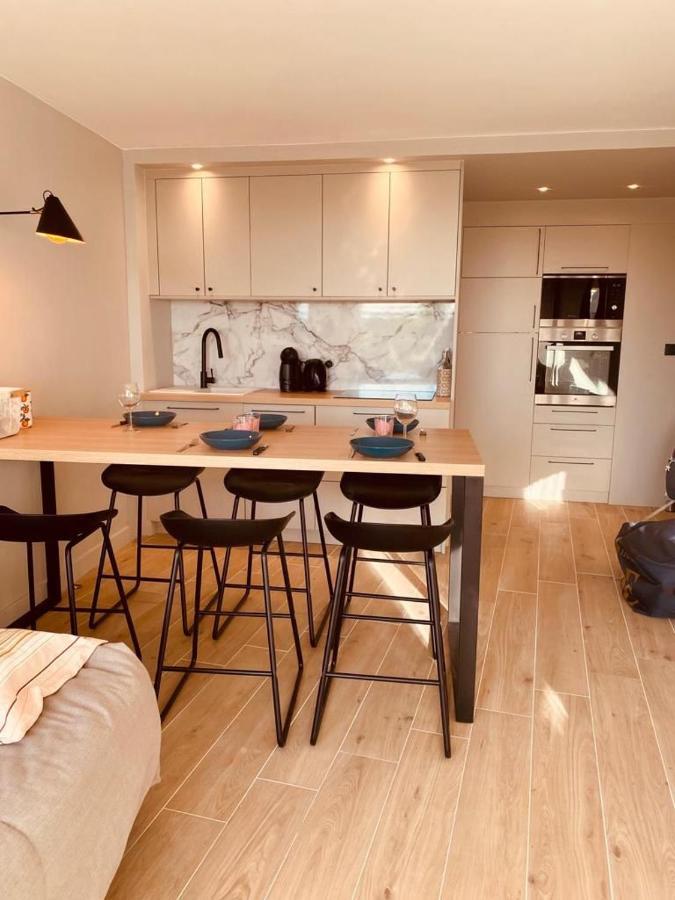Le Cali, P2 Cabine Dans Une Residence Avec Piscine, Vue Mer Et Parking Prive La Grande-Motte Eksteriør billede